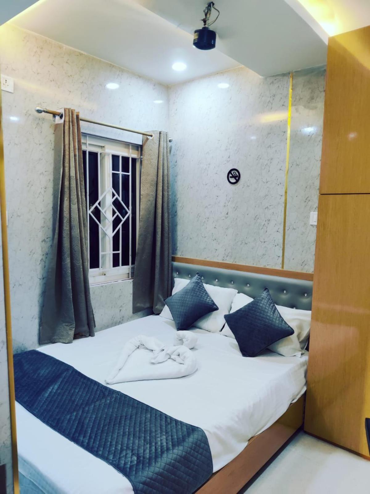 Royal Inn Guwahati Exterior foto